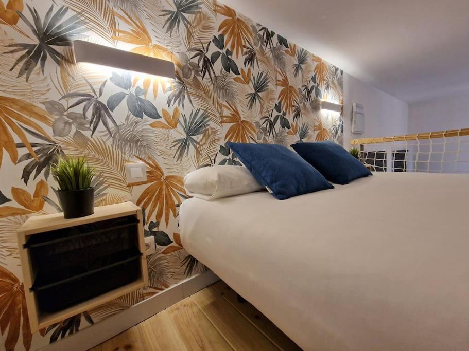 Mediodia Chica Apartamento Tipo Loft En La Latina Apartment Madrid Ngoại thất bức ảnh
