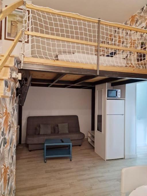 Mediodia Chica Apartamento Tipo Loft En La Latina Apartment Madrid Ngoại thất bức ảnh