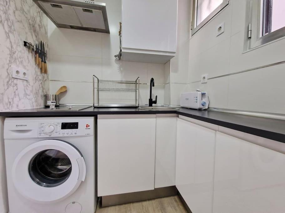 Mediodia Chica Apartamento Tipo Loft En La Latina Apartment Madrid Ngoại thất bức ảnh