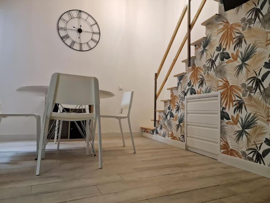 Mediodia Chica Apartamento Tipo Loft En La Latina Apartment Madrid Ngoại thất bức ảnh