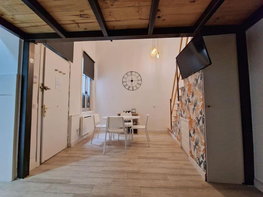 Mediodia Chica Apartamento Tipo Loft En La Latina Apartment Madrid Ngoại thất bức ảnh